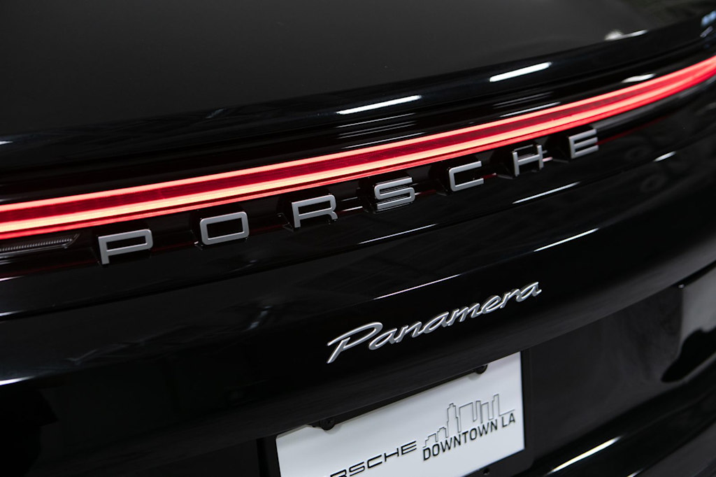 Thumbnail: 2024 Porsche Panamera - 25