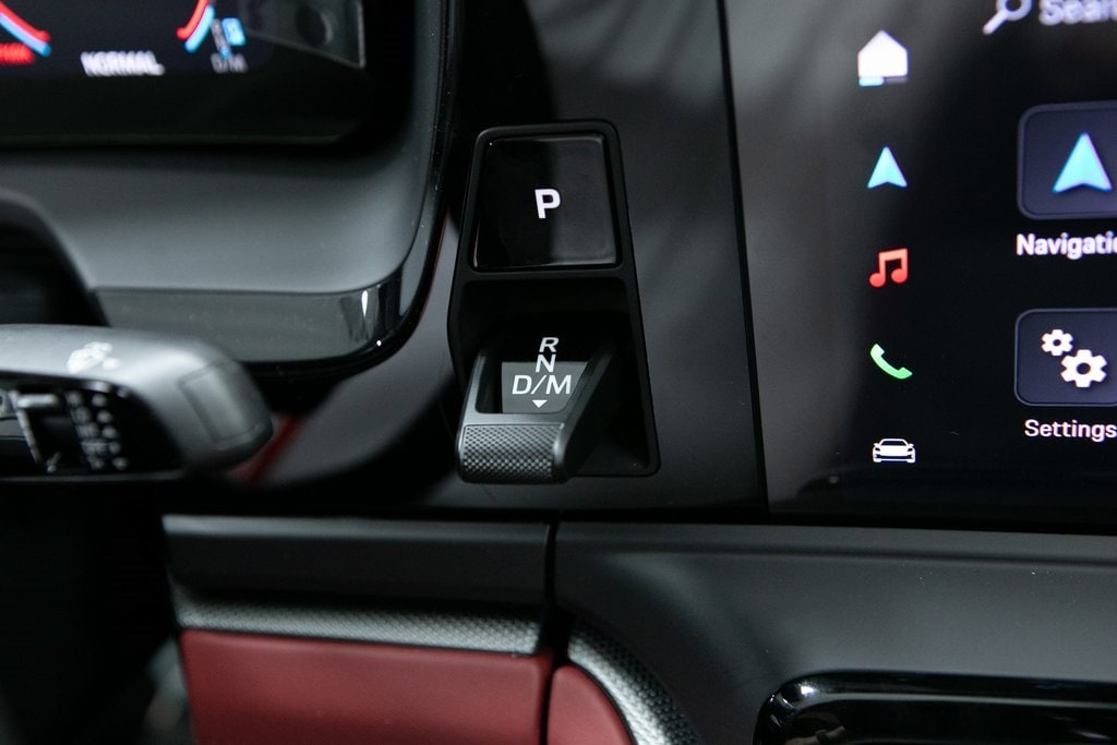 Thumbnail: 2025 Porsche Panamera - 13