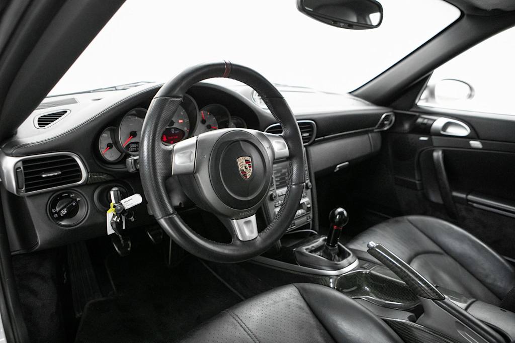 Thumbnail: 2007 Porsche 911 - 2