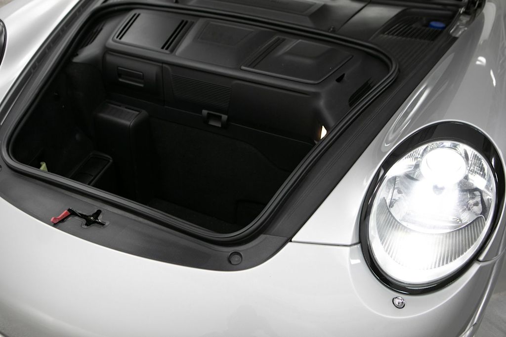 Thumbnail: 2007 Porsche 911 - 26