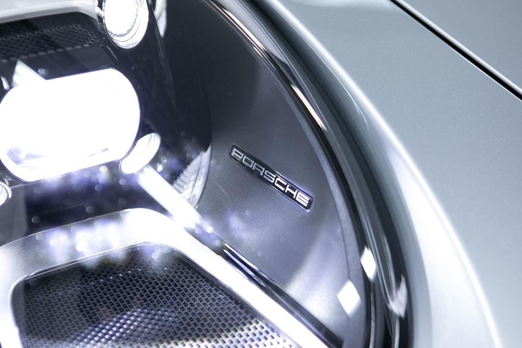 Thumbnail: 2020 Porsche 911 - 12