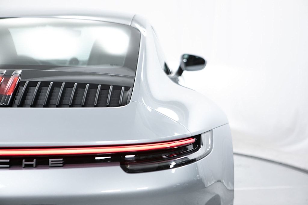 Thumbnail: 2020 Porsche 911 - 21