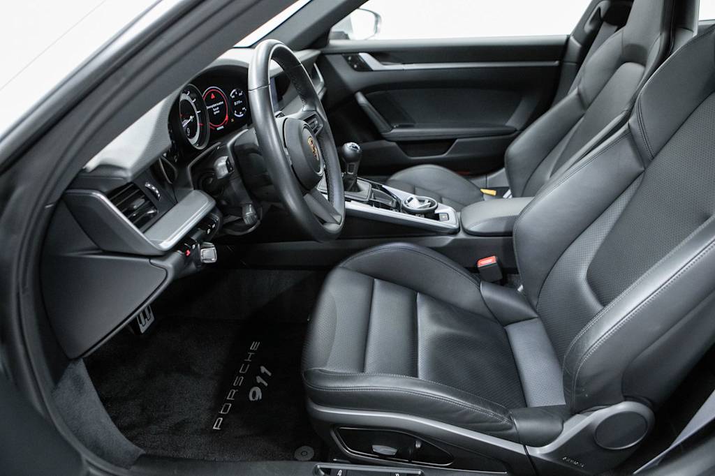 Thumbnail: 2020 Porsche 911 - 7