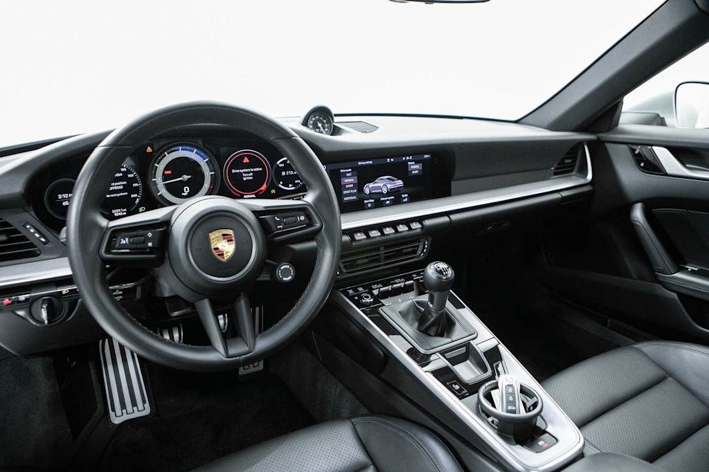 Thumbnail: 2020 Porsche 911 - 5