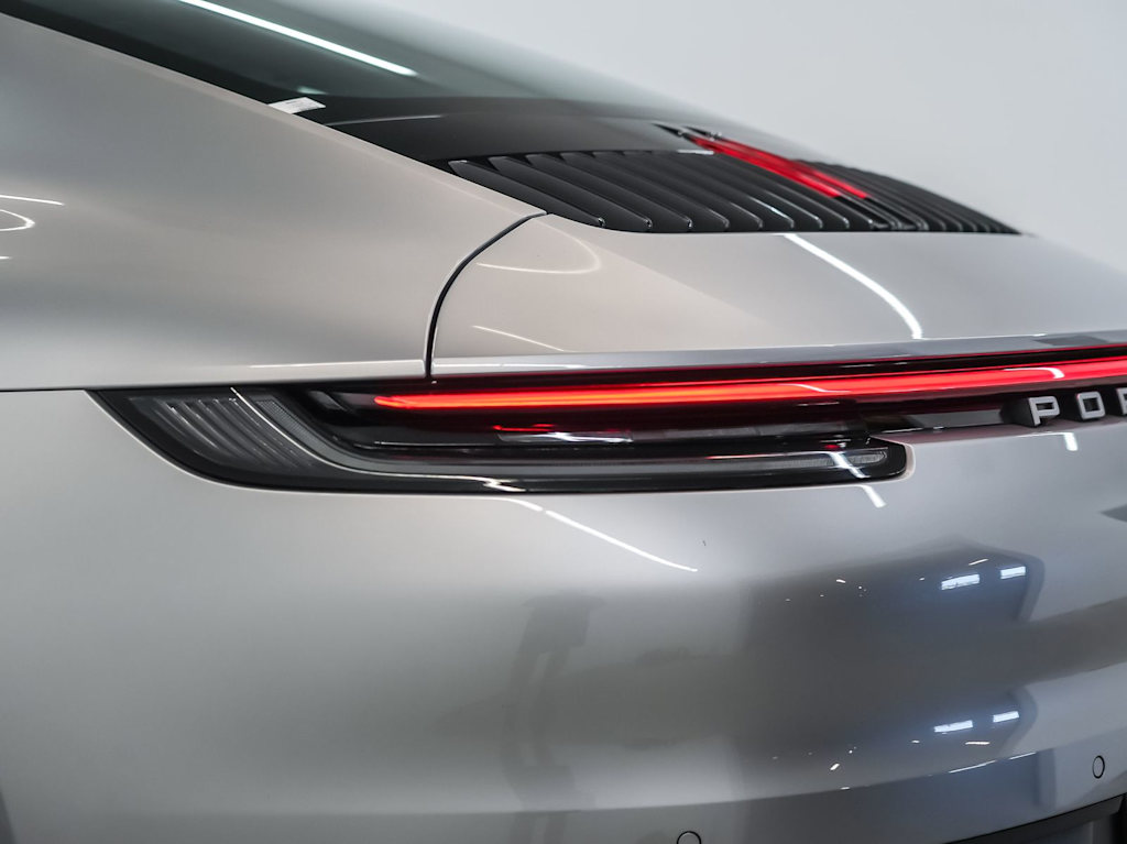 Thumbnail: 2024 Porsche 911 - 20