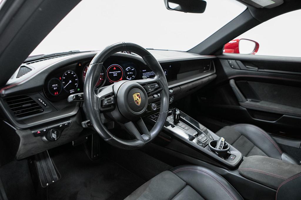 Thumbnail: 2023 Porsche 911 - 2