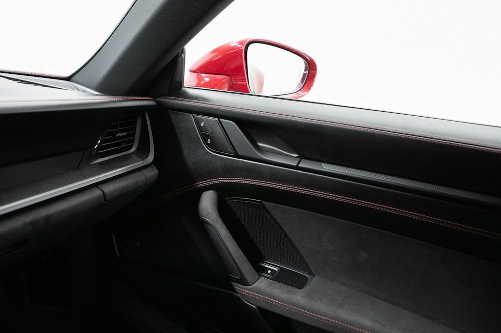 Thumbnail: 2023 Porsche 911 - 27
