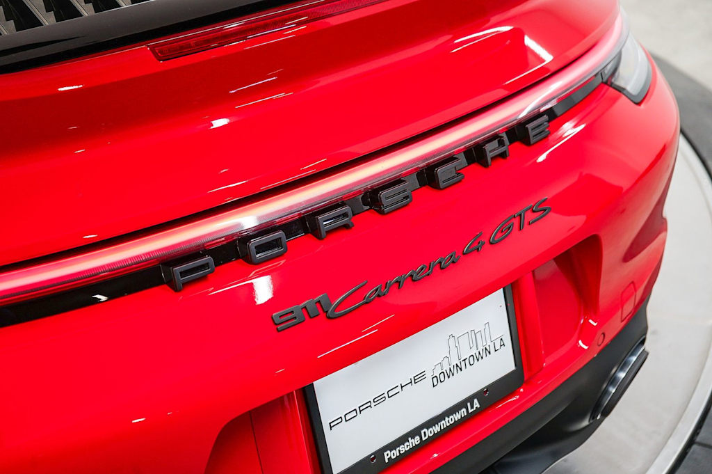 Thumbnail: 2024 Porsche 911 - 21