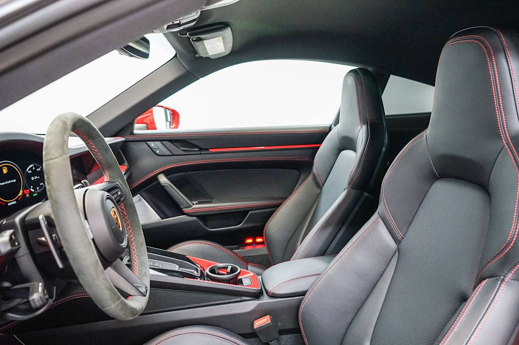 Thumbnail: 2024 Porsche 911 - 26