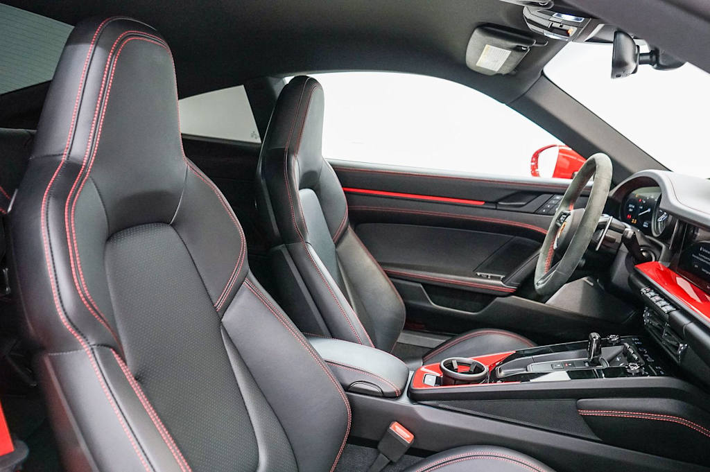 Thumbnail: 2024 Porsche 911 - 10
