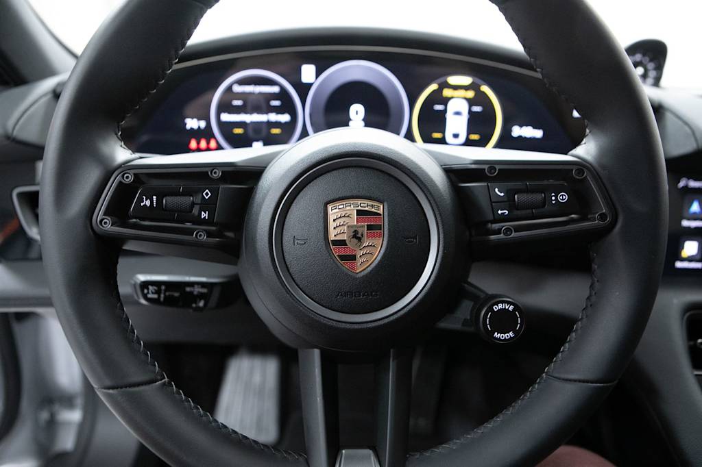 Thumbnail: 2025 Porsche Taycan - 13