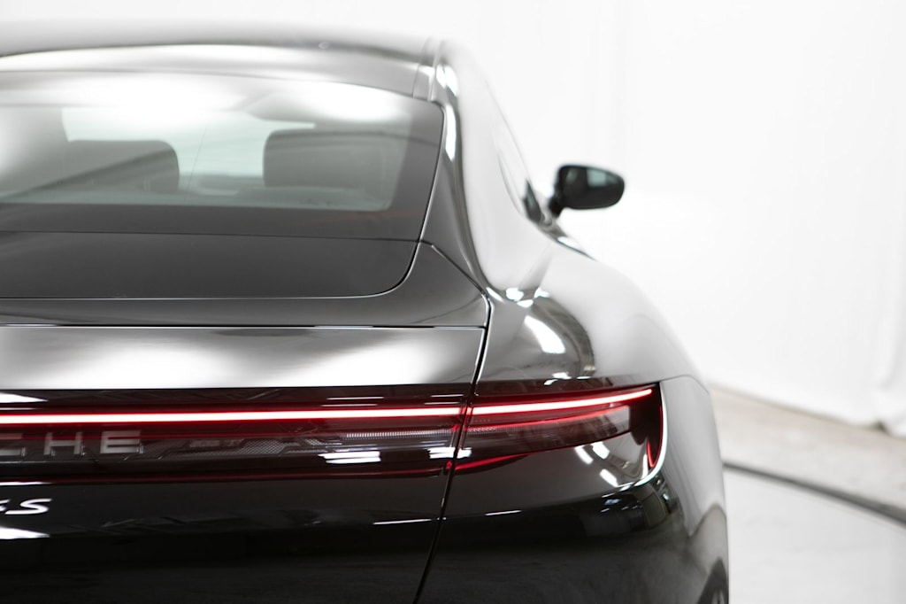 Thumbnail: 2026 Porsche Taycan - 25