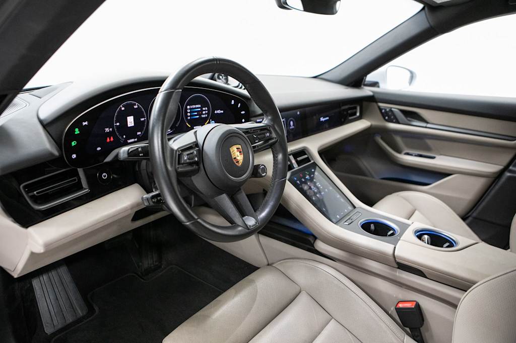 Thumbnail: 2024 Porsche Taycan - 2