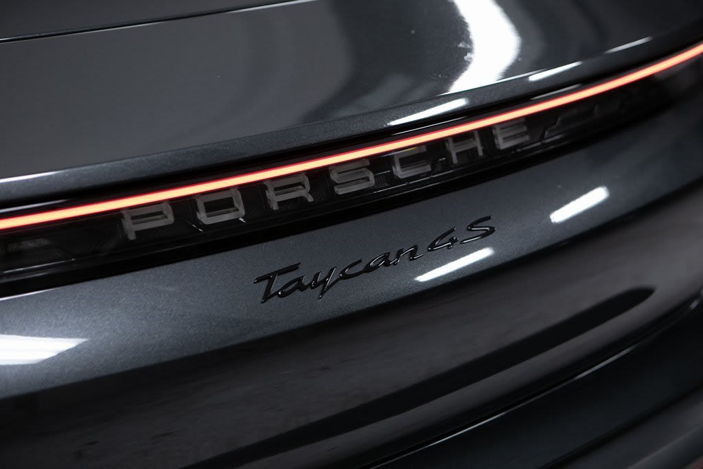 Thumbnail: 2025 Porsche Taycan - 36