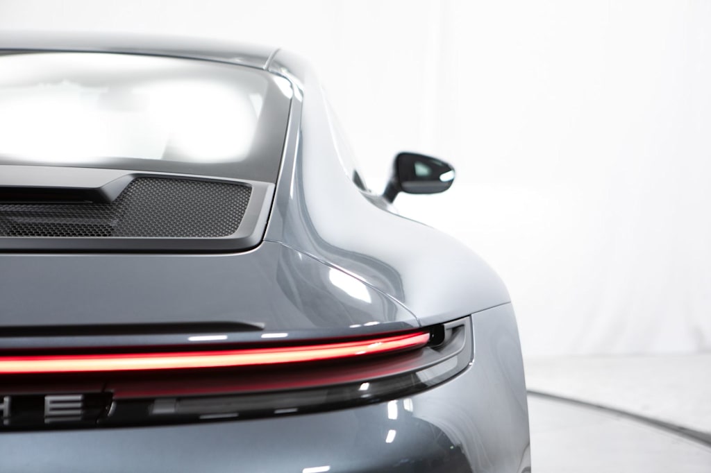 Thumbnail: 2026 Porsche 911 - 21
