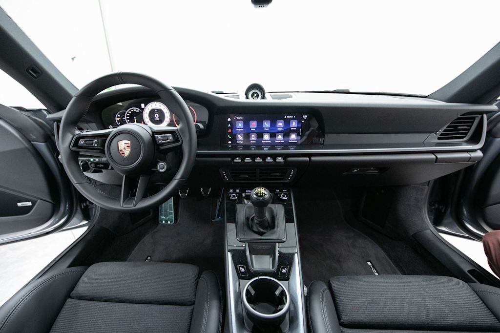 Thumbnail: 2026 Porsche 911 - 8