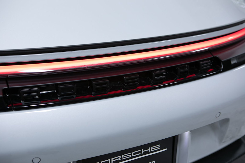 Thumbnail: 2026 Porsche 911 - 22