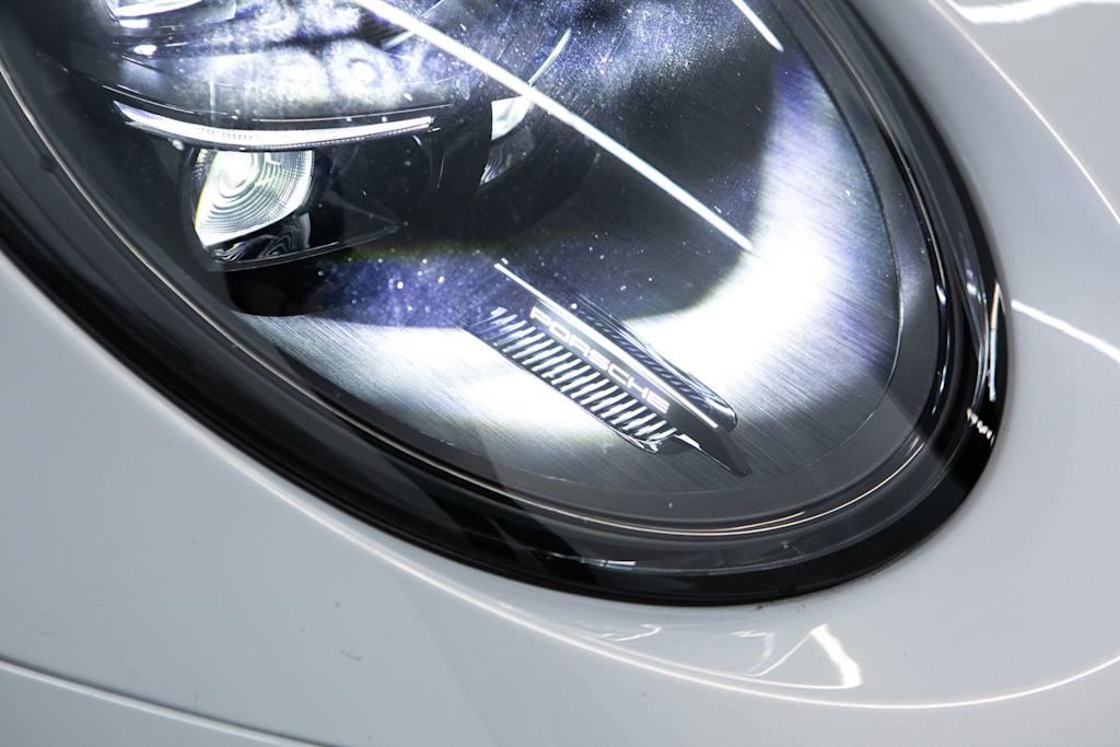 Thumbnail: 2026 Porsche 911 - 18