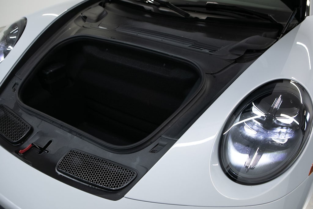 Thumbnail: 2026 Porsche 911 - 29