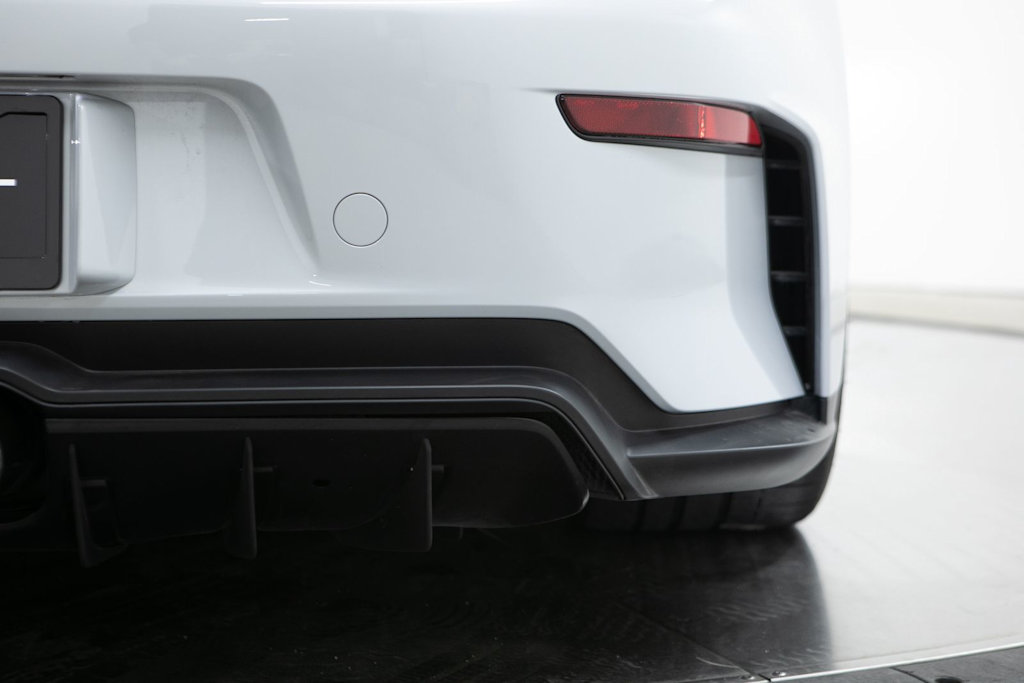 Thumbnail: 2026 Porsche 911 - 32