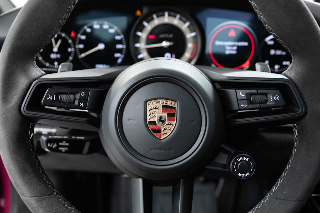 Thumbnail: 2022 Porsche 911 - 17