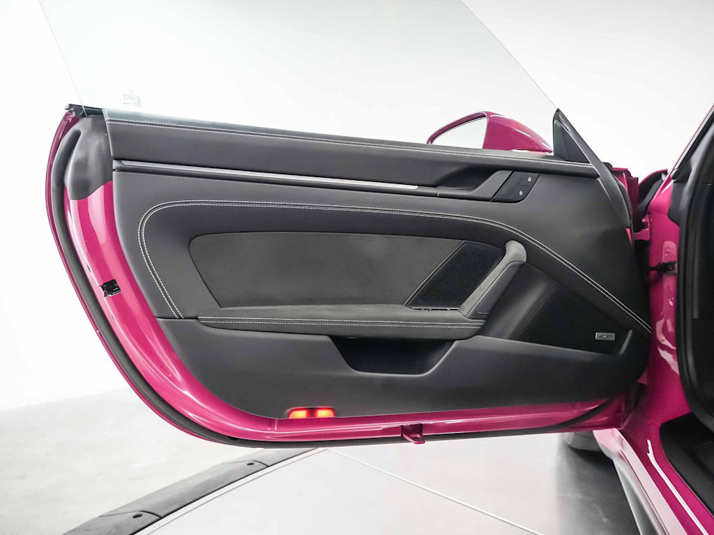 Thumbnail: 2022 Porsche 911 - 25