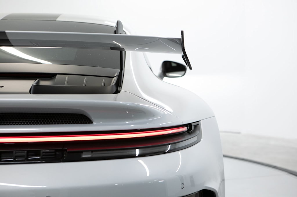Thumbnail: 2026 Porsche 911 - 35