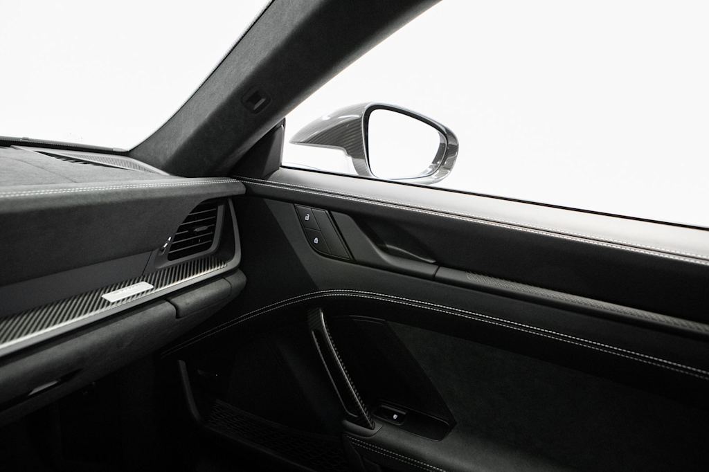 Thumbnail: 2026 Porsche 911 - 26