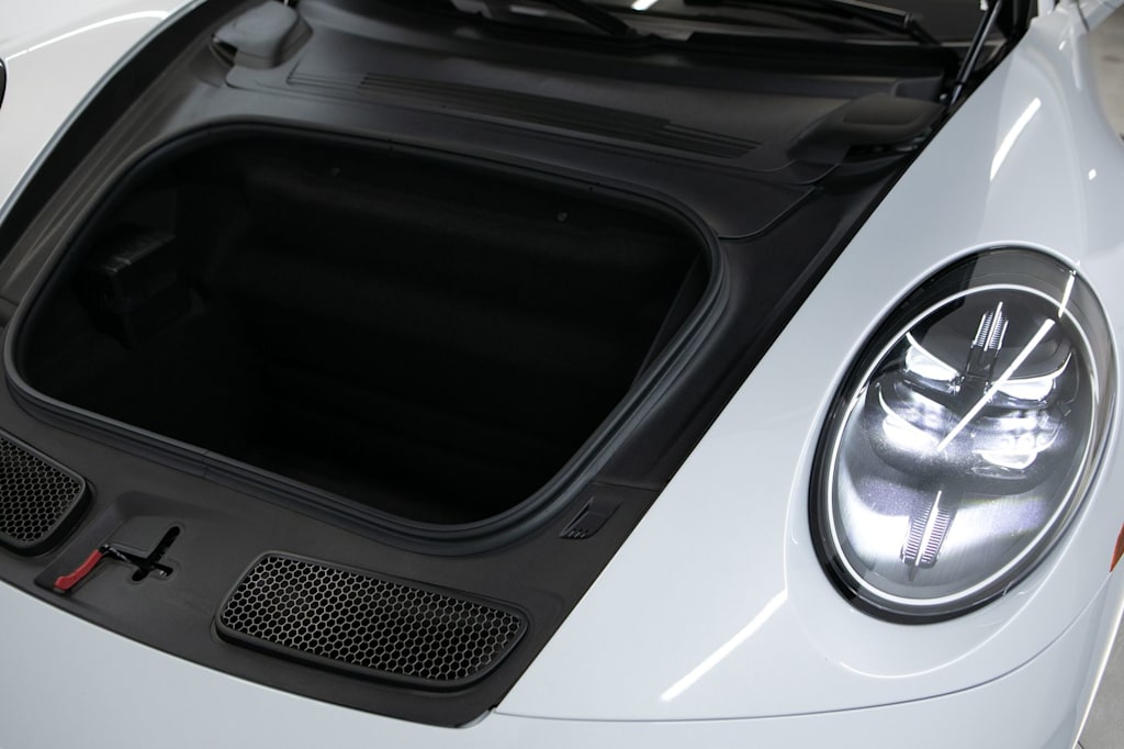 Thumbnail: 2026 Porsche 911 - 31