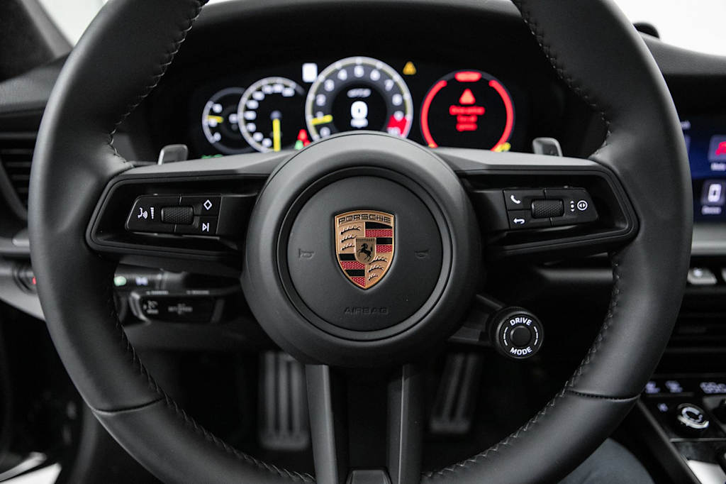 Thumbnail: 2026 Porsche 911 - 7