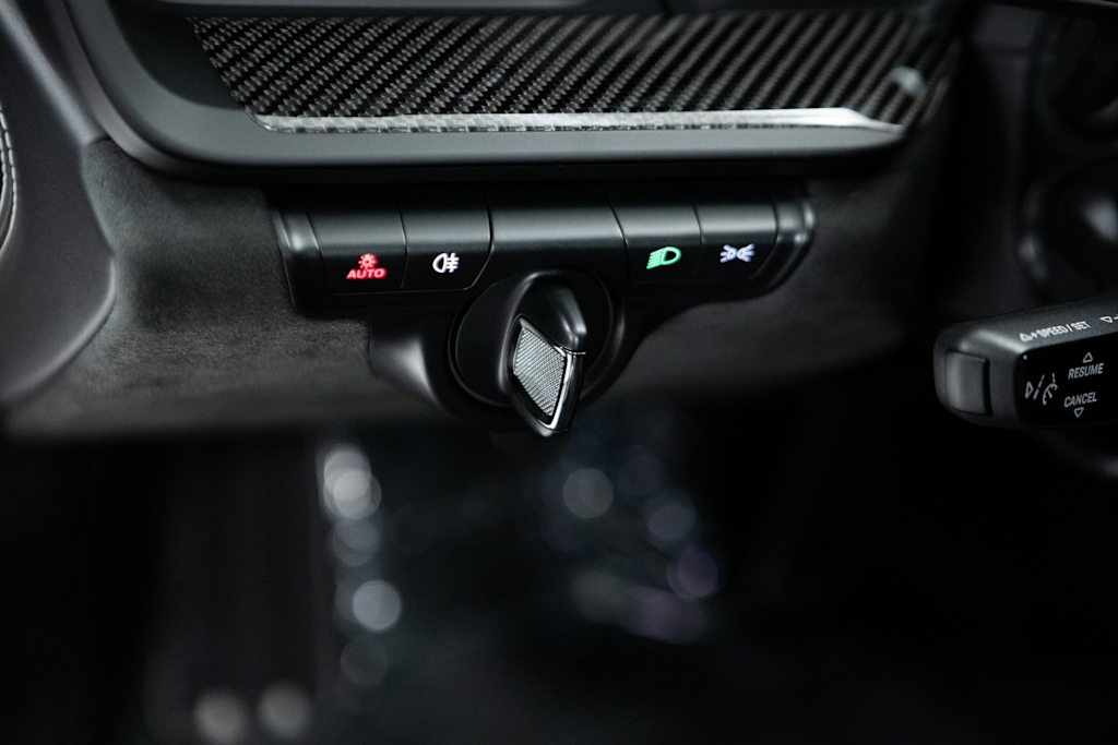 Thumbnail: 2024 Porsche 911 - 13