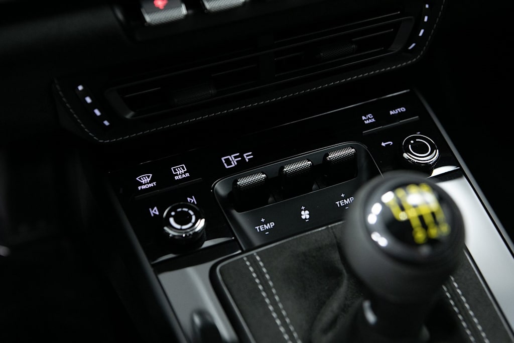 Thumbnail: 2024 Porsche 911 - 23