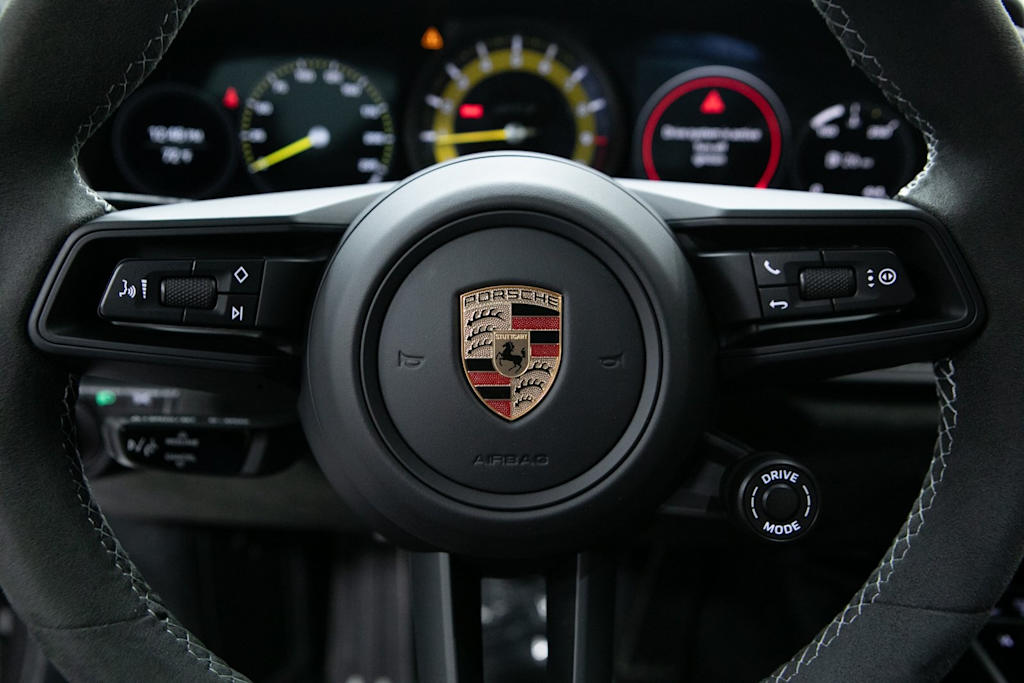 Thumbnail: 2024 Porsche 911 - 18