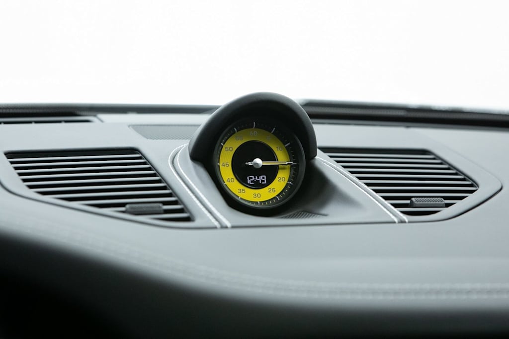 Thumbnail: 2024 Porsche 911 - 27