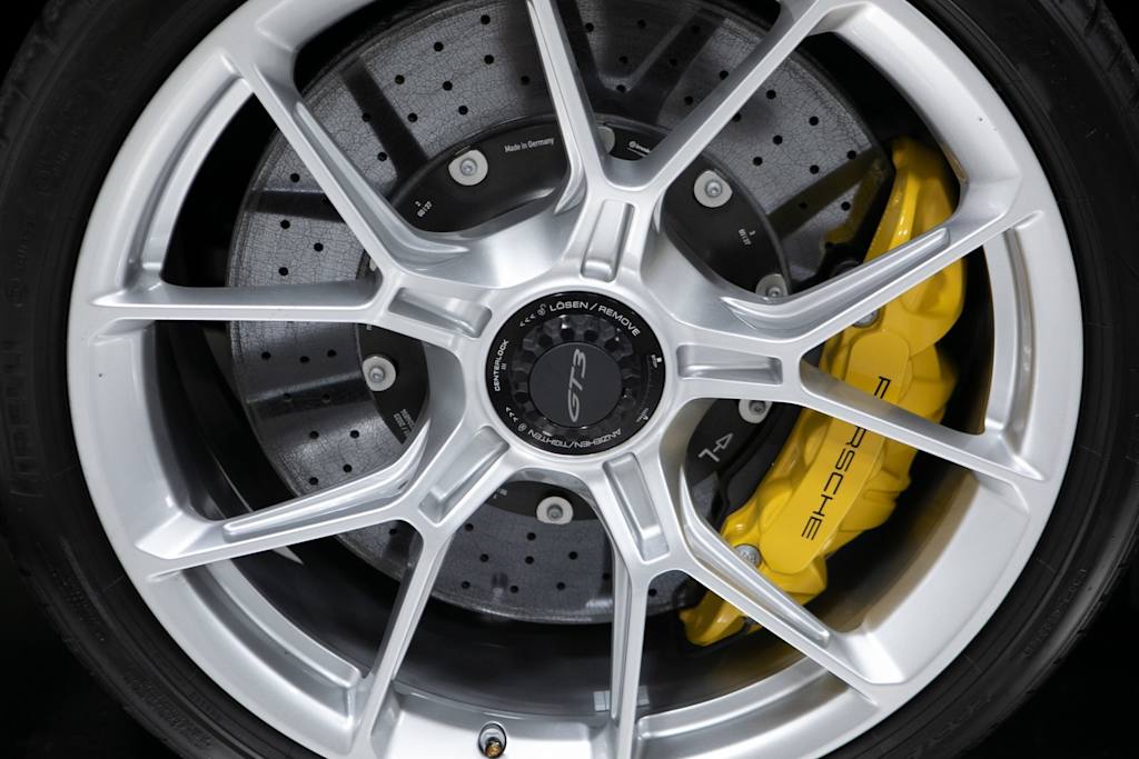 Thumbnail: 2024 Porsche 911 - 8