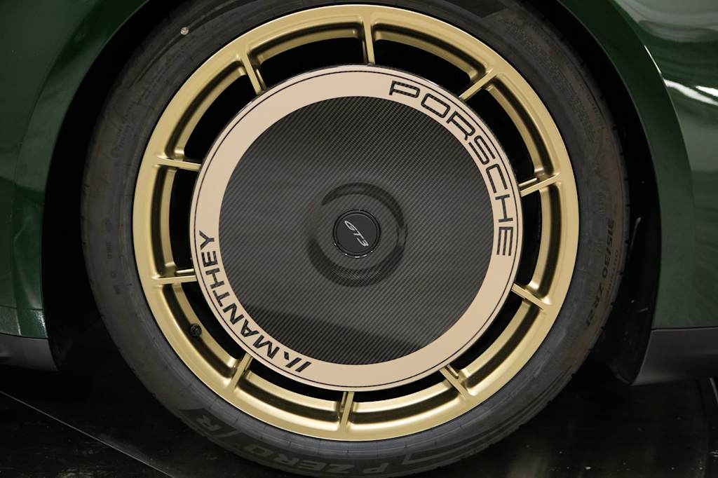 Thumbnail: 2026 Porsche 911 - 19