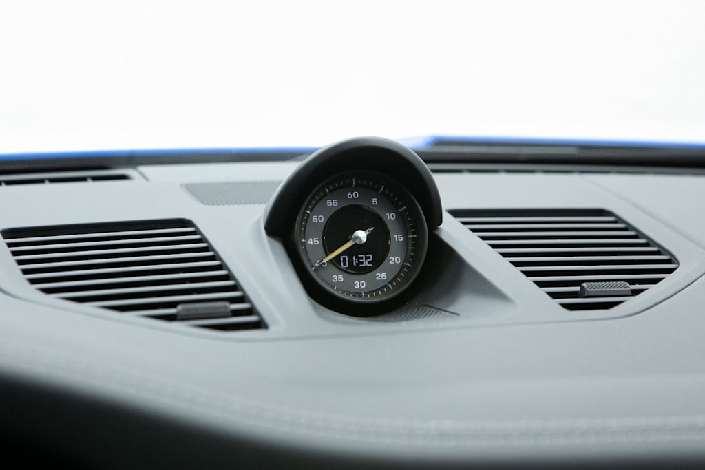 Thumbnail: 2022 Porsche 911 - 23