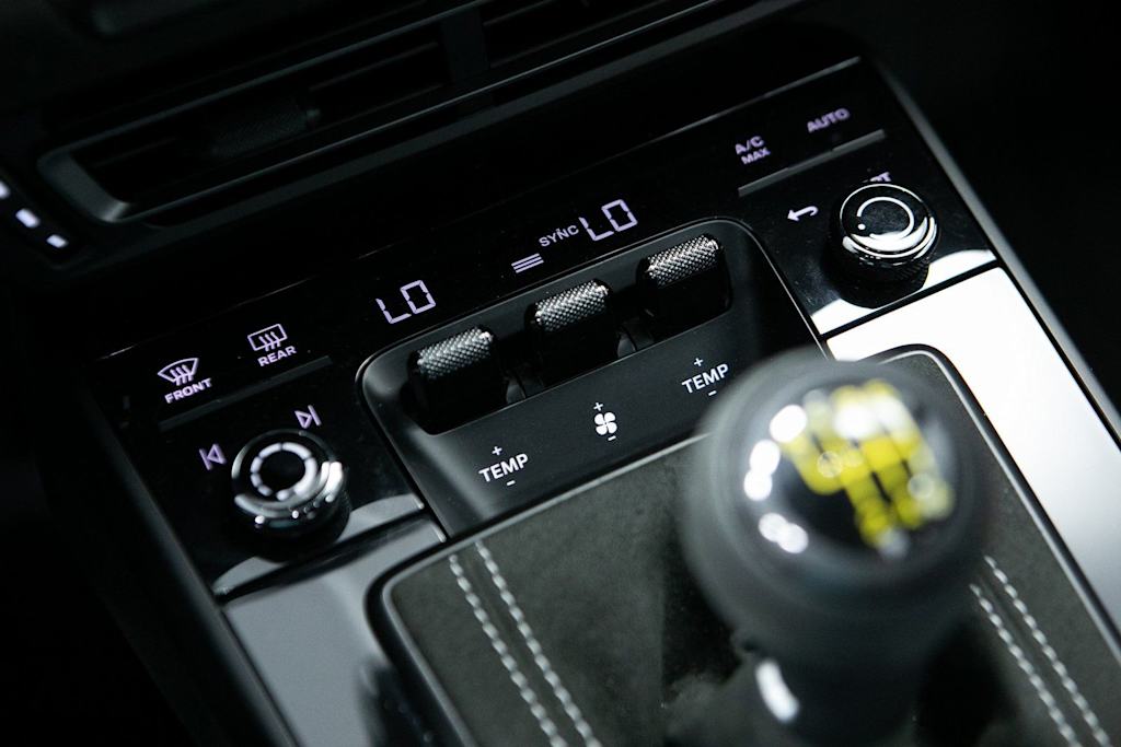 Thumbnail: 2022 Porsche 911 - 20