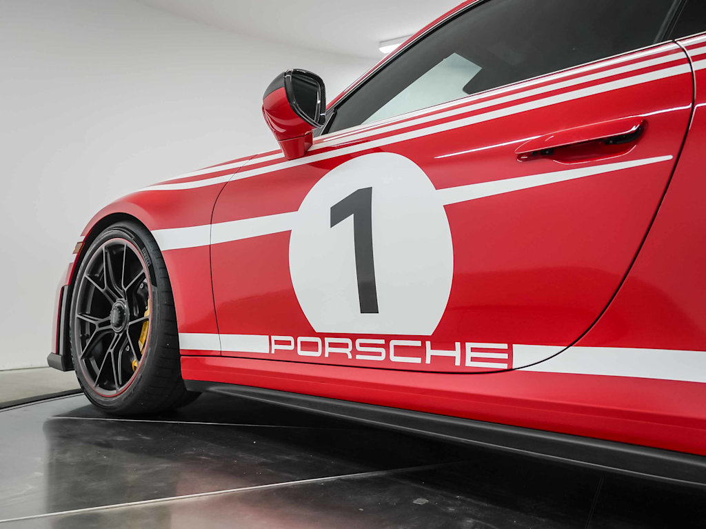 Thumbnail: 2026 Porsche 911 - 26