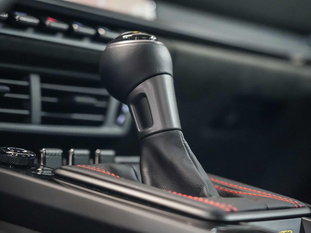 Thumbnail: 2026 Porsche 911 - 34