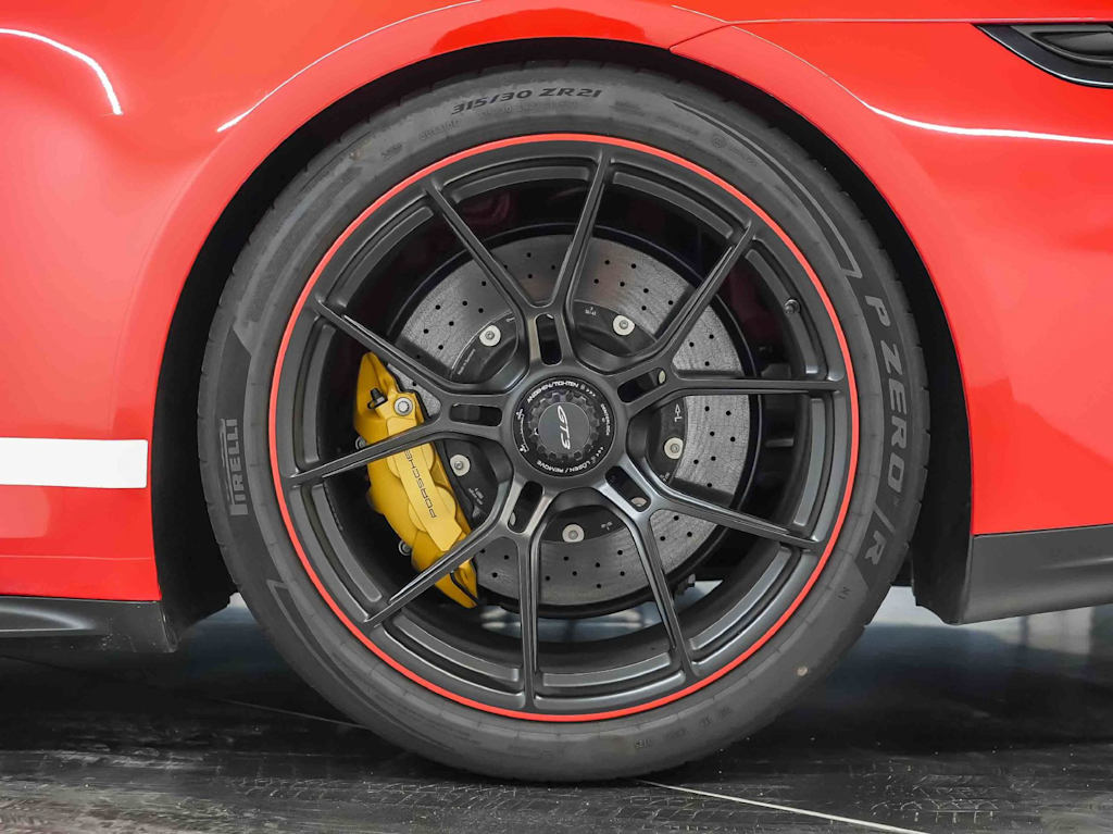 Thumbnail: 2026 Porsche 911 - 20