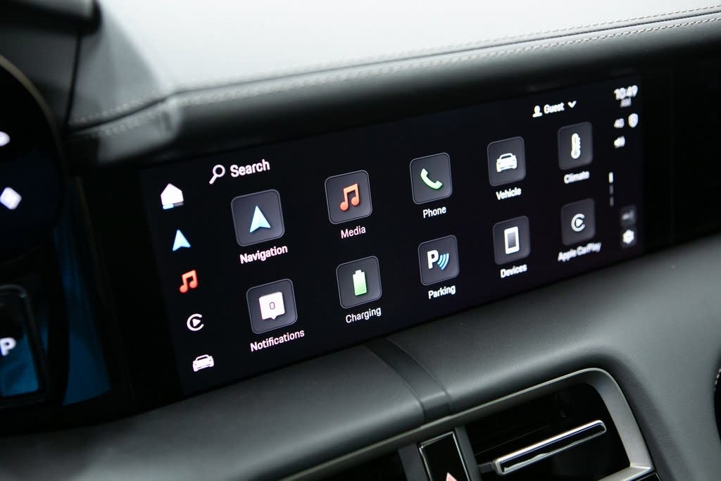 Thumbnail: 2025 Porsche Taycan - 18