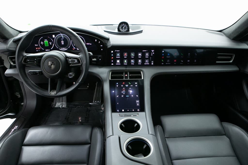 Thumbnail: 2025 Porsche Taycan - 6