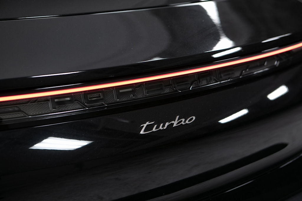 Thumbnail: 2026 Porsche Taycan - 6