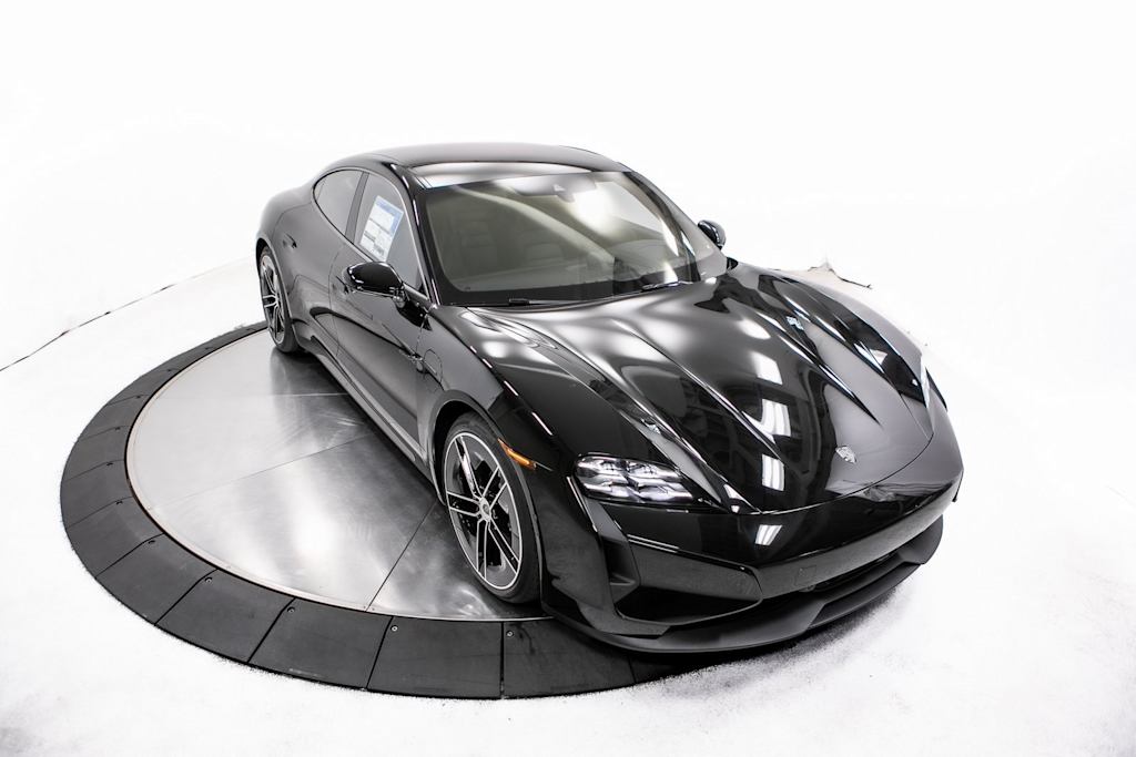 Thumbnail: 2026 Porsche Taycan - 38