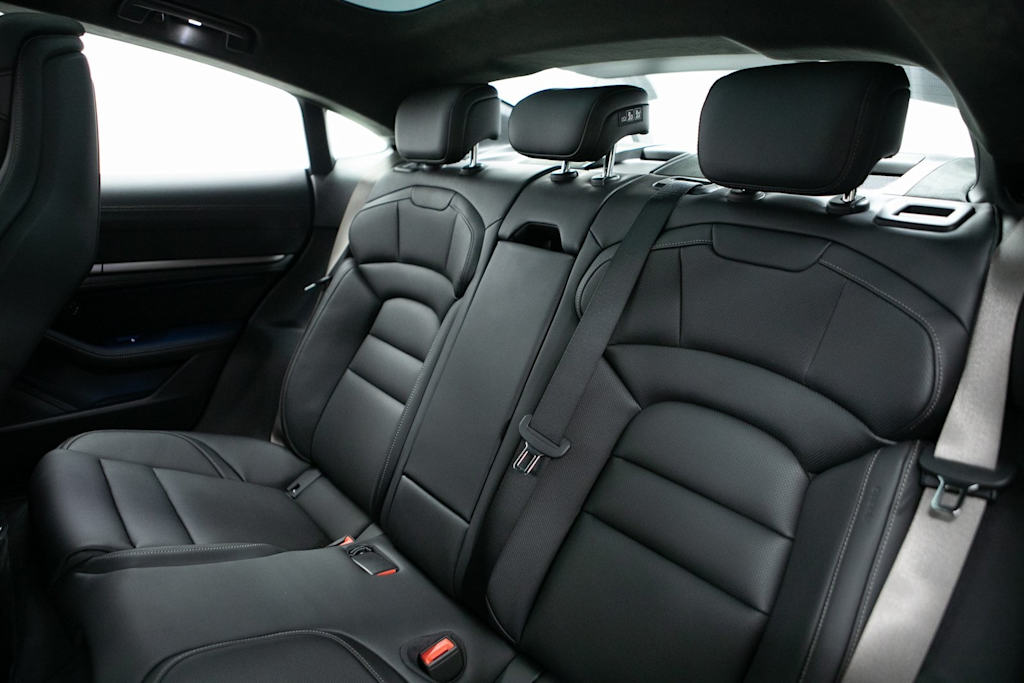 Thumbnail: 2026 Porsche Taycan - 32