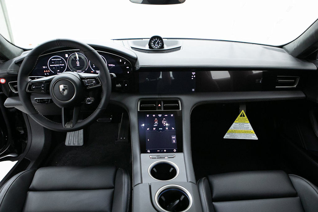 Thumbnail: 2026 Porsche Taycan - 8