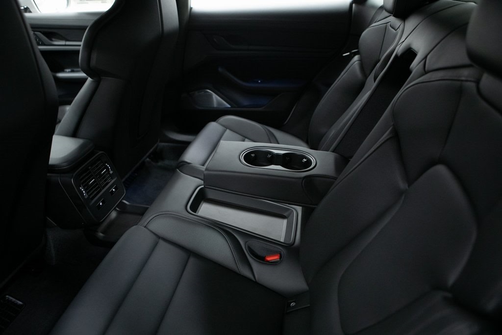 Thumbnail: 2025 Porsche Taycan - 36