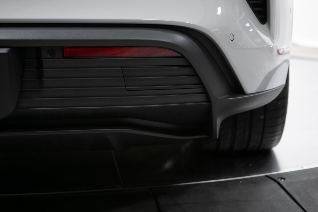 Thumbnail: 2025 Porsche Taycan - 40