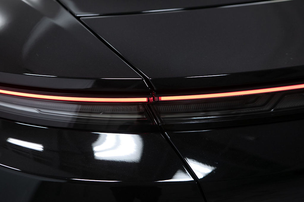 Thumbnail: 2026 Porsche Taycan - 22
